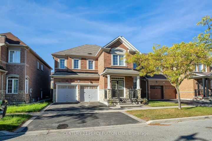Property Photo:  24 Cragg Crescent  ON L1T 0E4 