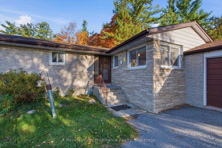 Property Photo:  1347 Stockdale Road  ON K8V 5P6 