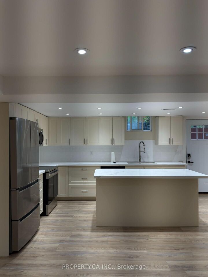 Property Photo: 746 Leslie Valley Drive Lower ON L3Y 7J3