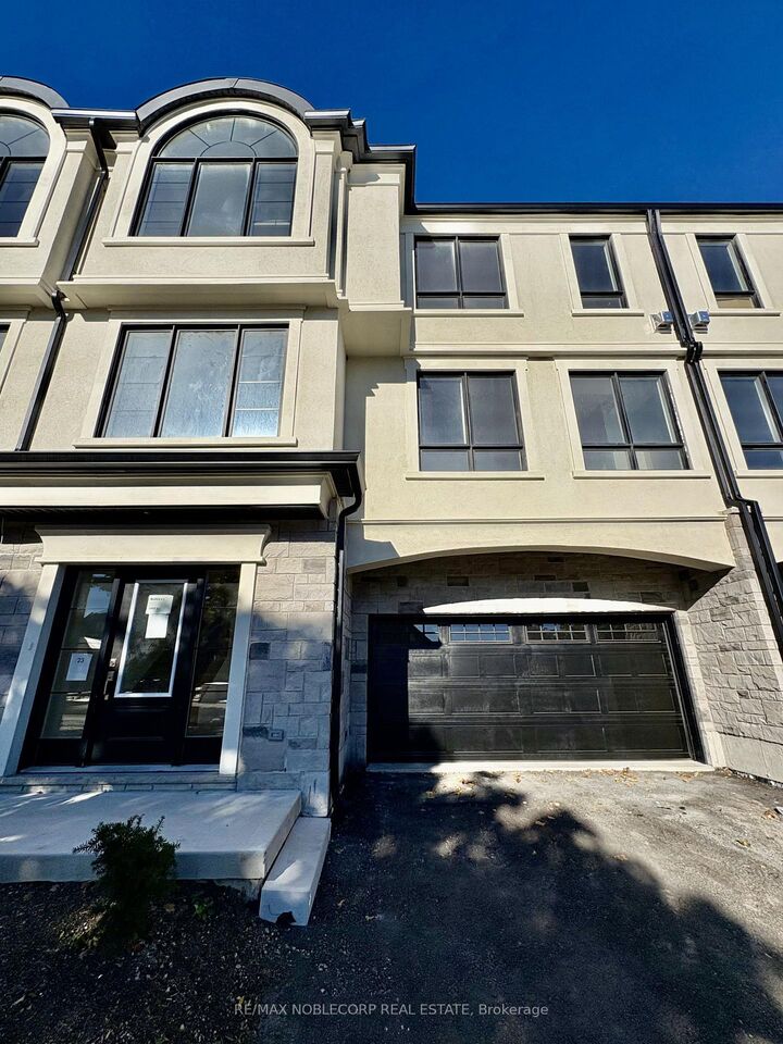 Property Photo:  15 Lake Street Inspiration Point, Th#7  ON L3M 2G4 
