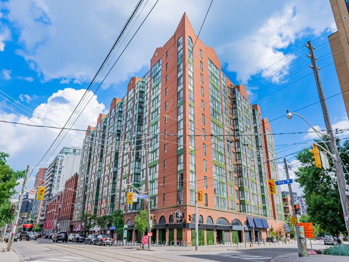 Property Photo:  801 King Street W 902  ON M5V 3C9 
