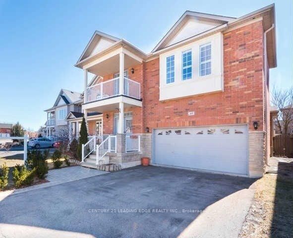 Property Photo:  65 Earl Stewart Drive  ON L4G 7P4 