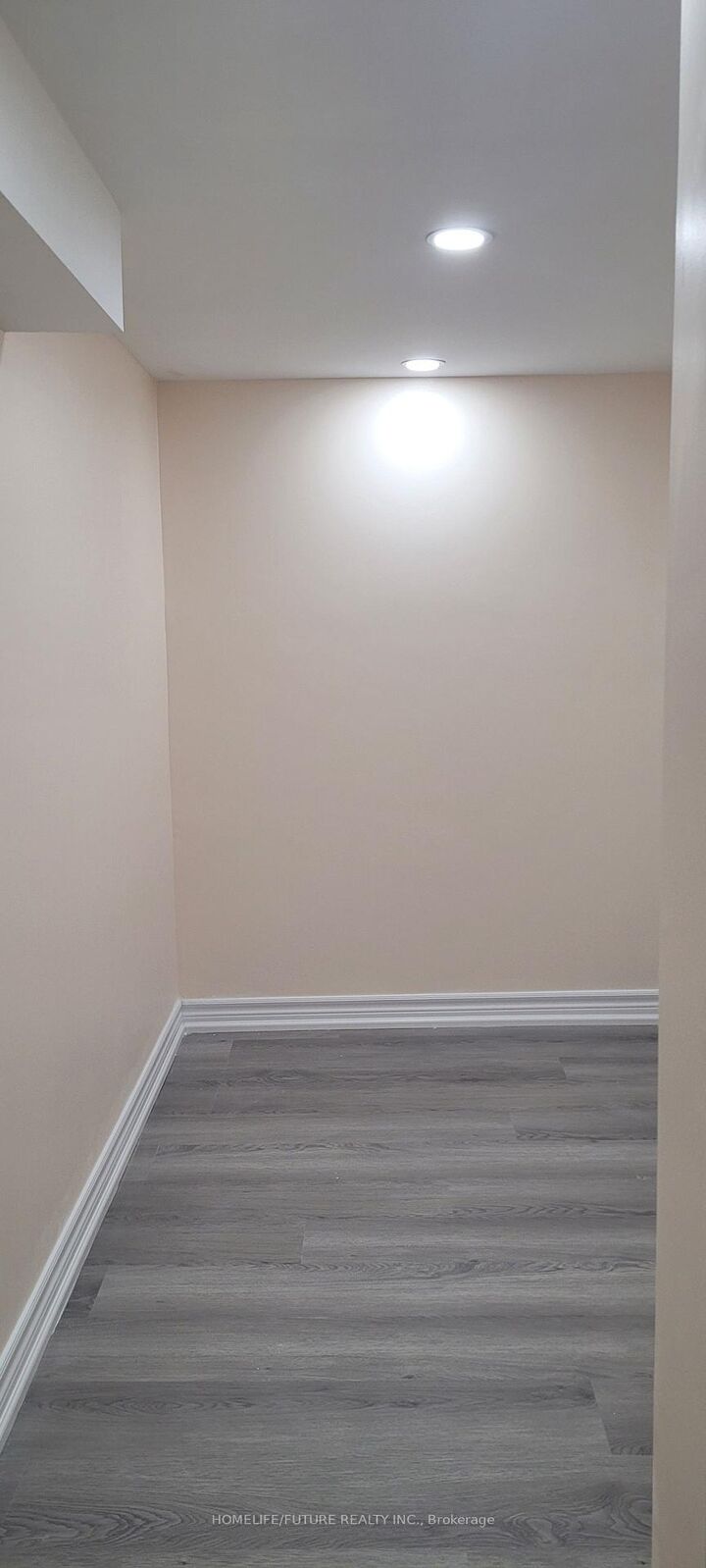 Property Photo:  65 Misty Hills Trail Bsmt  ON M1X 2C4 