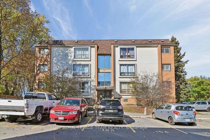 Property Photo:  49 Sumac Street 10  ON K1J 7T7 