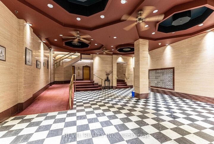Property Photo:  36 James Street S 303  ON L8P 4W4 