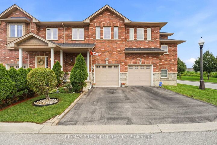 Property Photo:  45 Seabreeze Crescent 23  ON L8E 0G1 