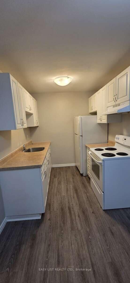 Property Photo:  4A Gilbert Street  ON K8P 3H2 