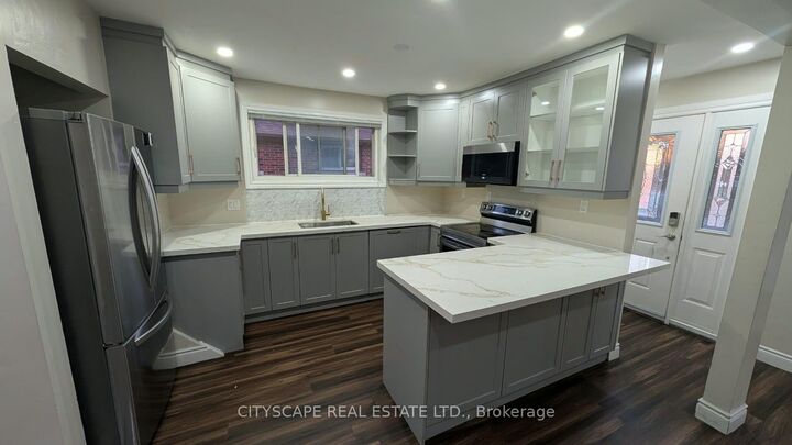 Property Photo:  57 Clarendon Avenue Main  ON L9A 2Z9 