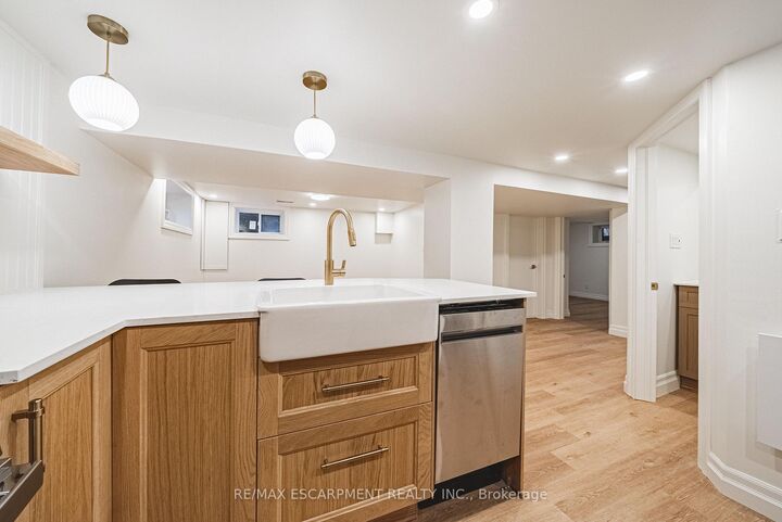 Property Photo: 113 Erin Avenue Lower ON L8K 4W1
