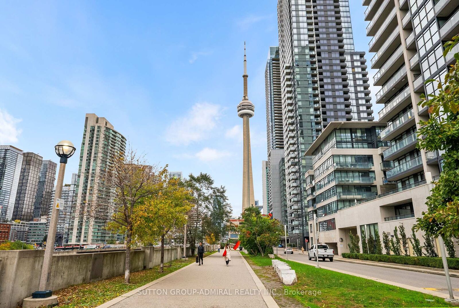 Property Photo:  15 Iceboat Terrace 2012  ON M5V 4A5 