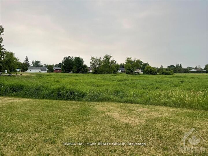 Photo de la propriété:  3748 Champlain Street 3  ON K0A 1E0 
