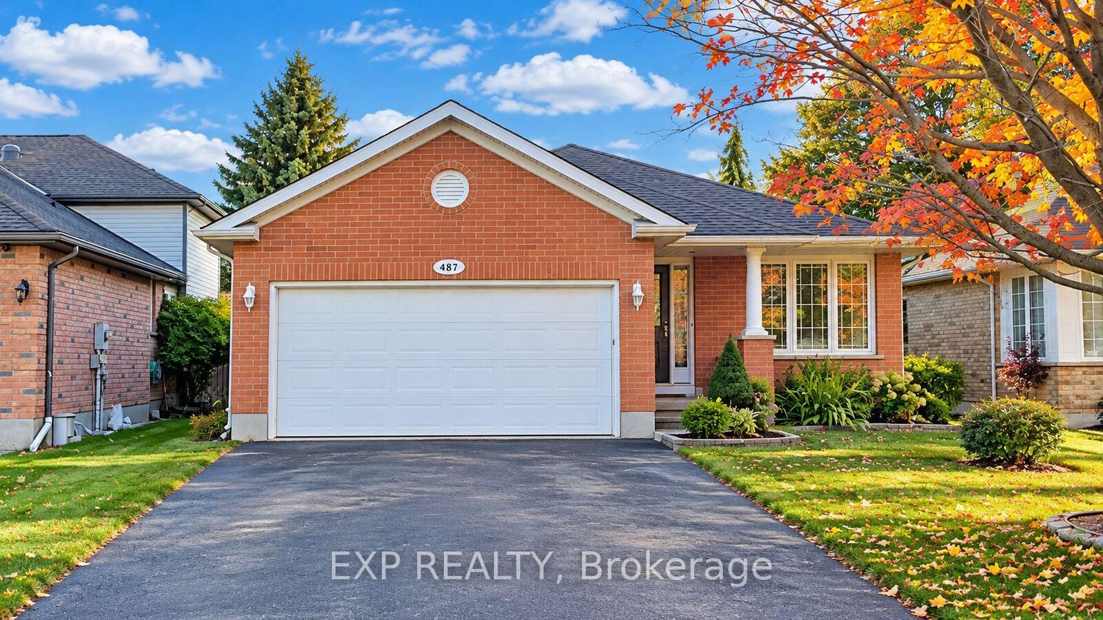 Property Photo: 487 Brentcliffe Drive Upper ON N2T 2R8