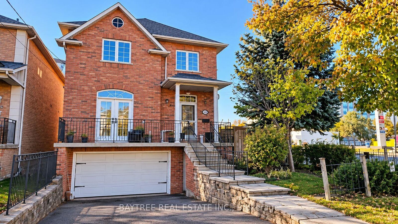 Property Photo:  257 Cocksfield Avenue Upper  ON M3H 3T6 