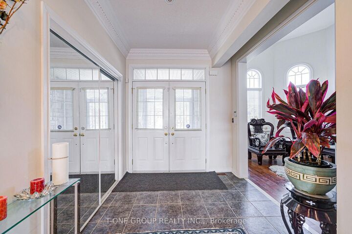 Property Photo:  39 Boulderbrook (Primary Rm) Drive  ON M1X 2C2 