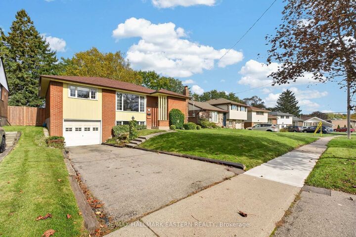 Property Photo:  844 Florell Drive  ON L1H 6W1 