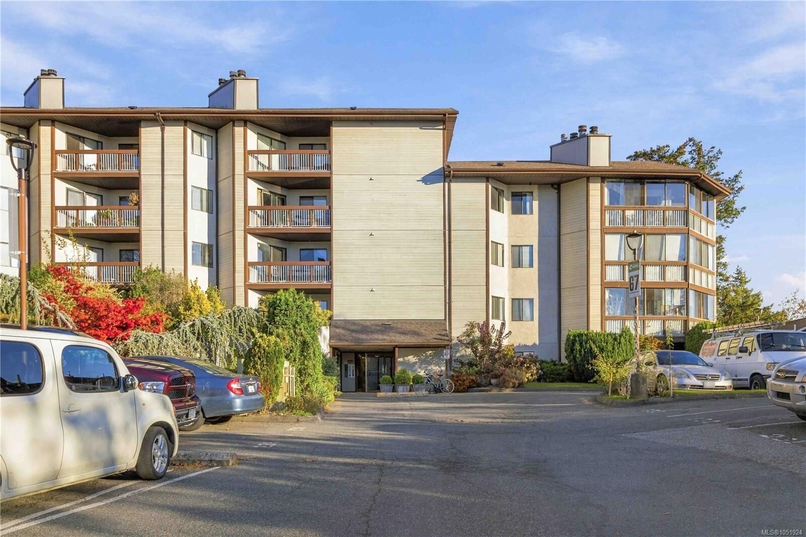 Property Photo:  69 Gorge Rd W #204  BC V9A 1L9 