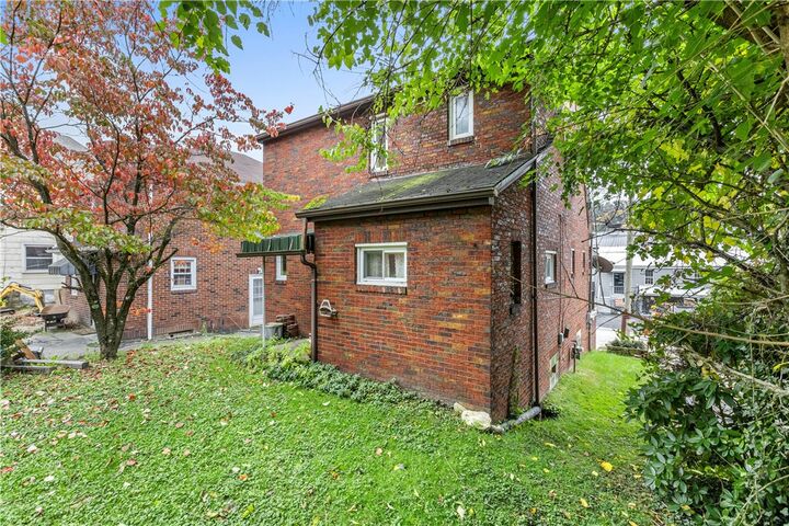 Property Photo:  503 Franklin St  PA 16229 
