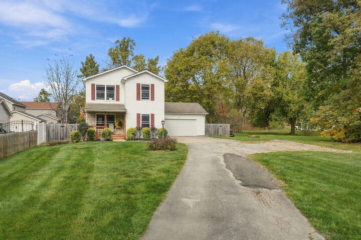 Property Photo:  302 Field Street  OH 43061 