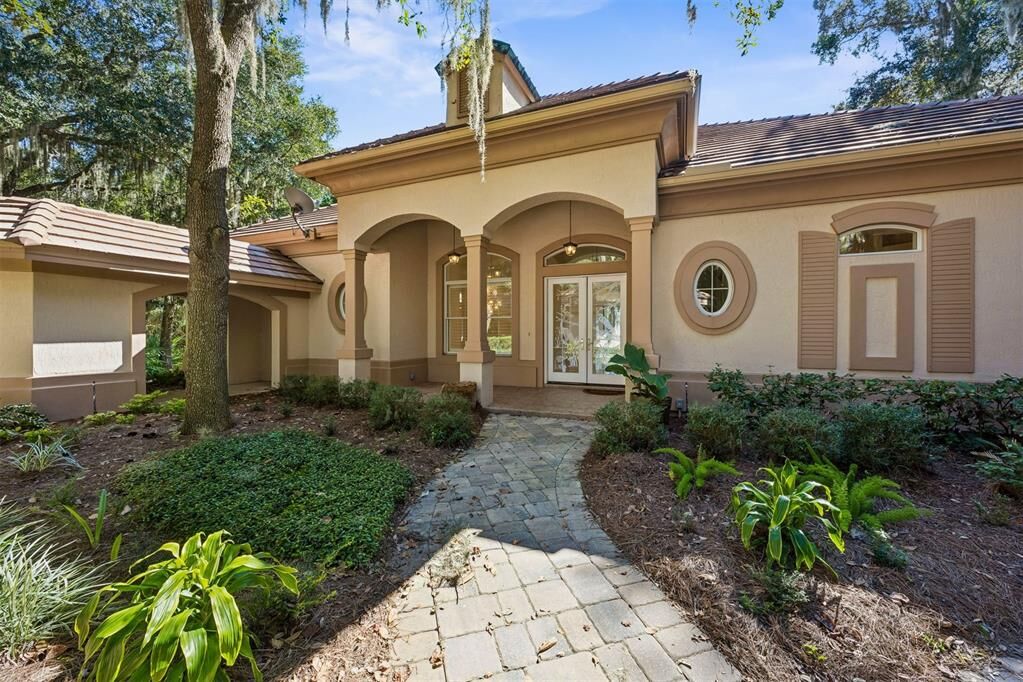 Property Photo: 37 Marsh Hawk Road FL 32034