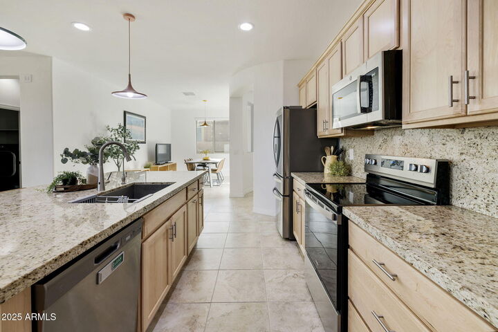 Property Photo: 5823 S Del Rancho -- AZ 85212