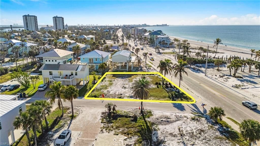 Property Photo: 3909 Estero Blvd FL 33931