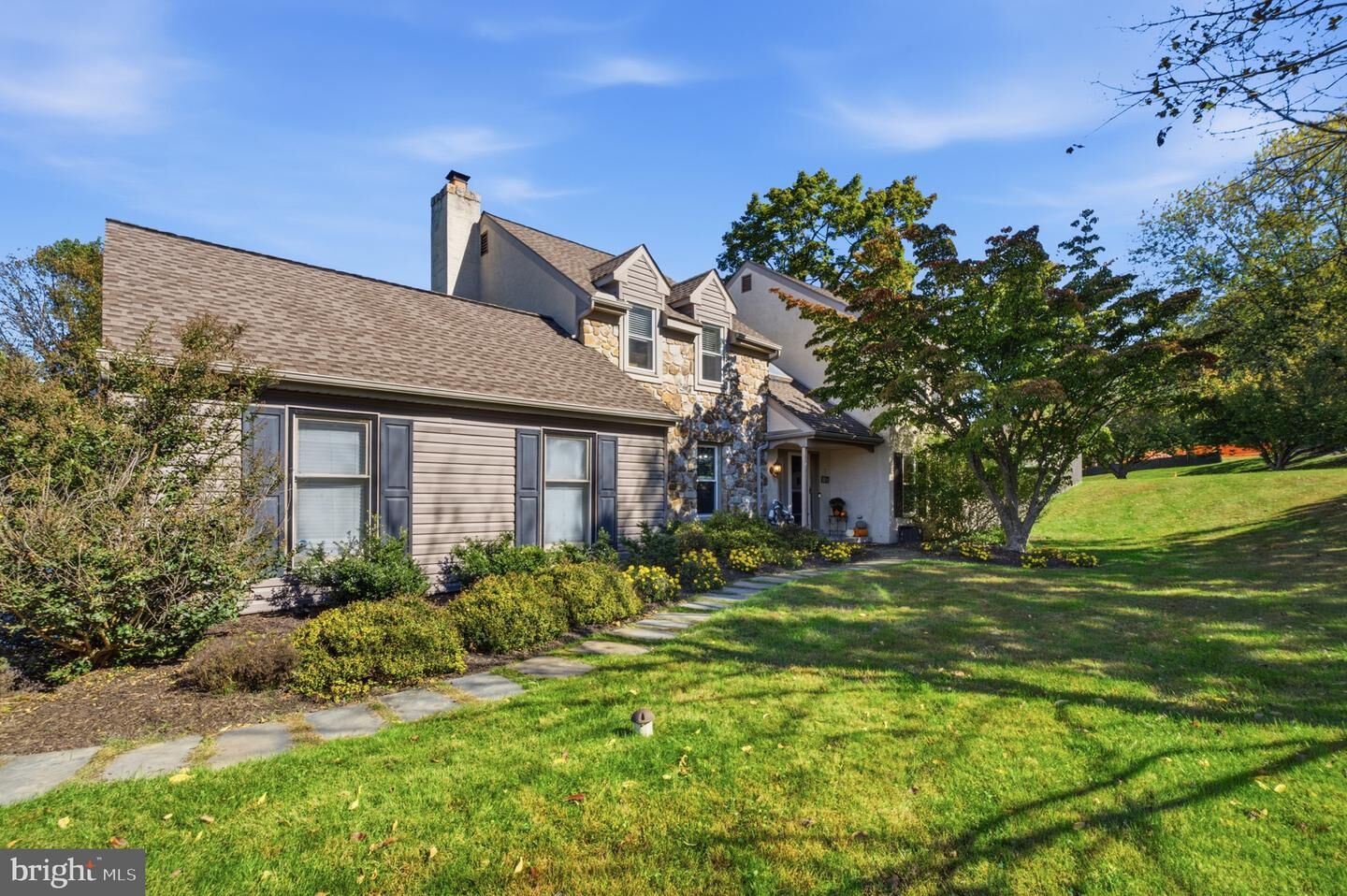 Property Photo:  416 Alderbrook Drive  PA 19087 