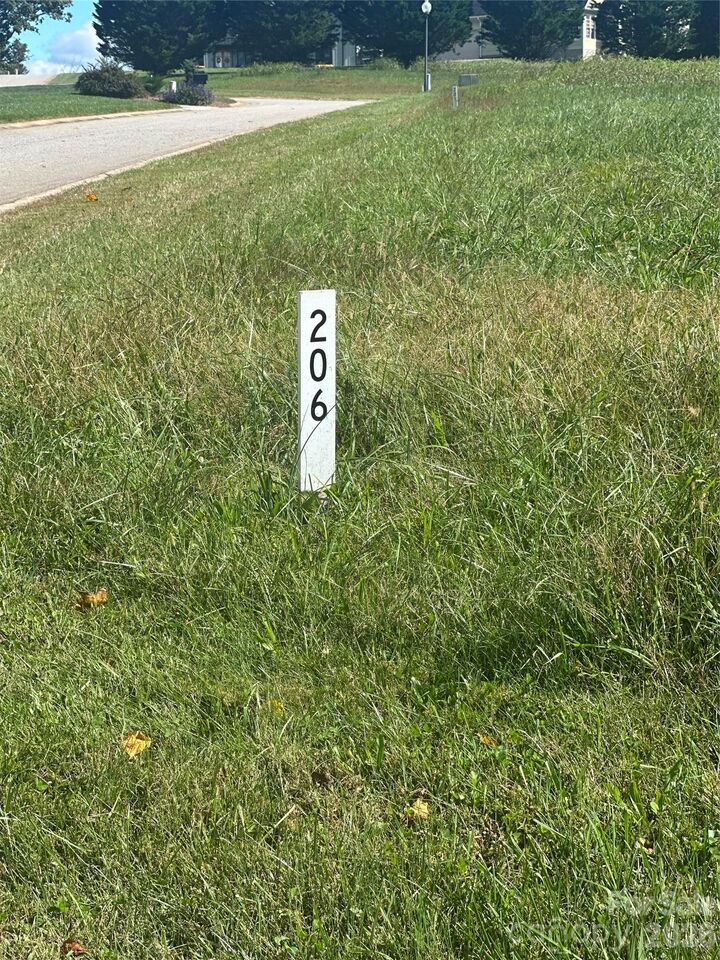 Property Photo: Lot 206 Canterbury Drive NC 28659