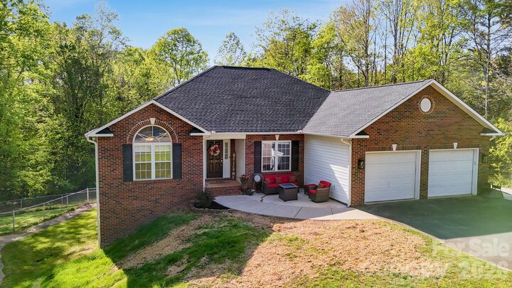 Property Photo:  3232 47th Avenue Place  NC 28601 