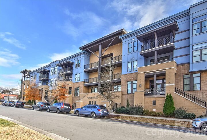 Property Photo:  2401 Euclid Avenue 311  NC 28203 