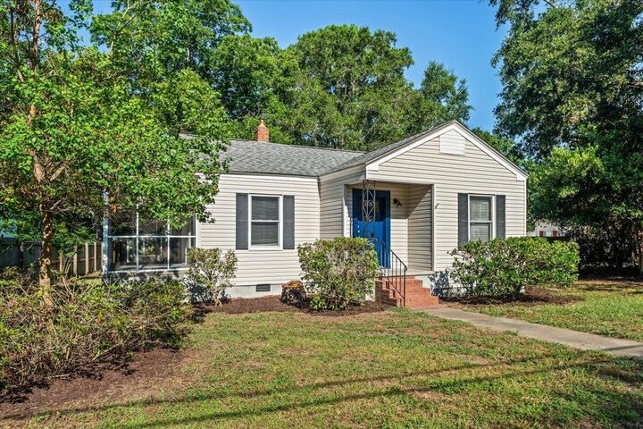 Property Photo:  329 Riverland Drive  SC 29412 