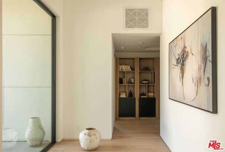 Property Photo:  29800 Cuthbert Rd  CA 90265 