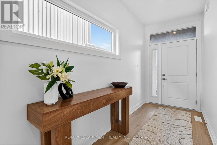 Property Photo: 8868 Angie Drive ON L2H 3W8