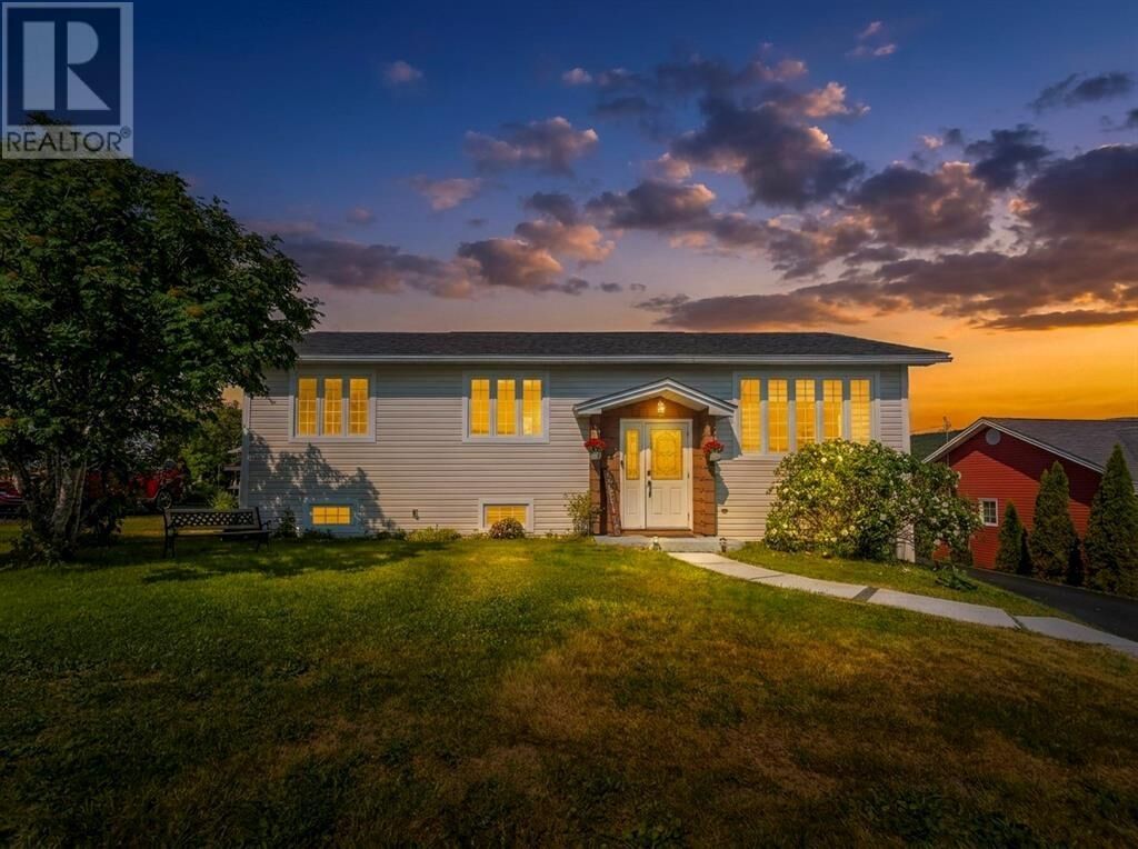 Property Photo: 7 Leslie Street NL A1Y 1A6