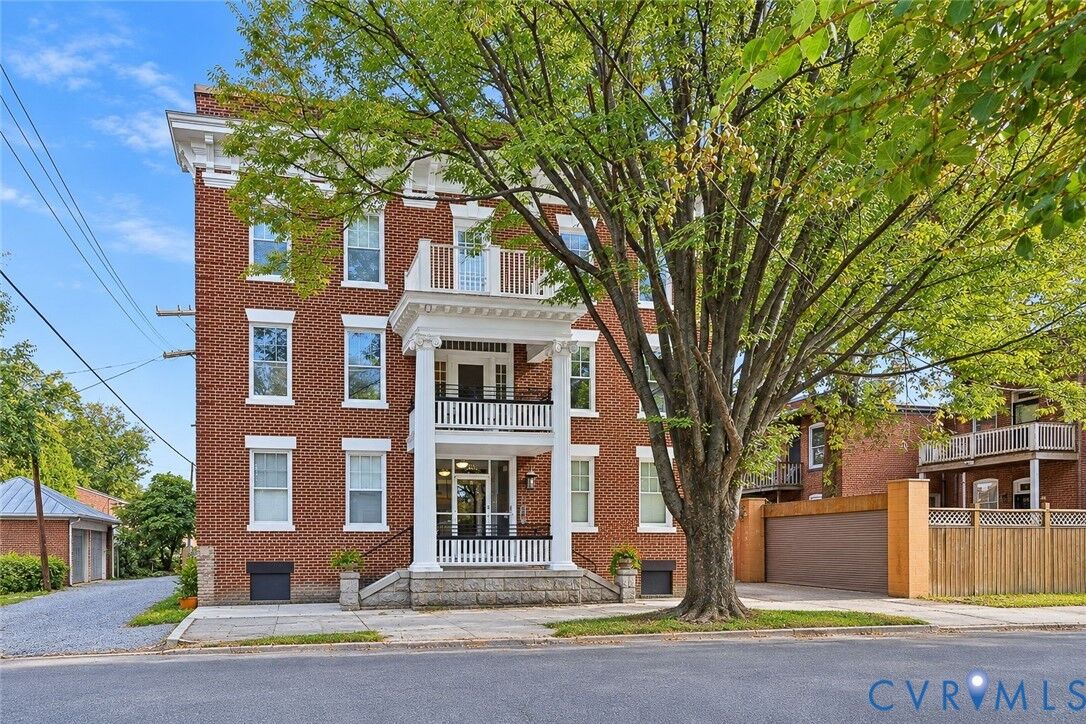 Property Photo:  101 N Stafford Avenue U4  VA 23220 