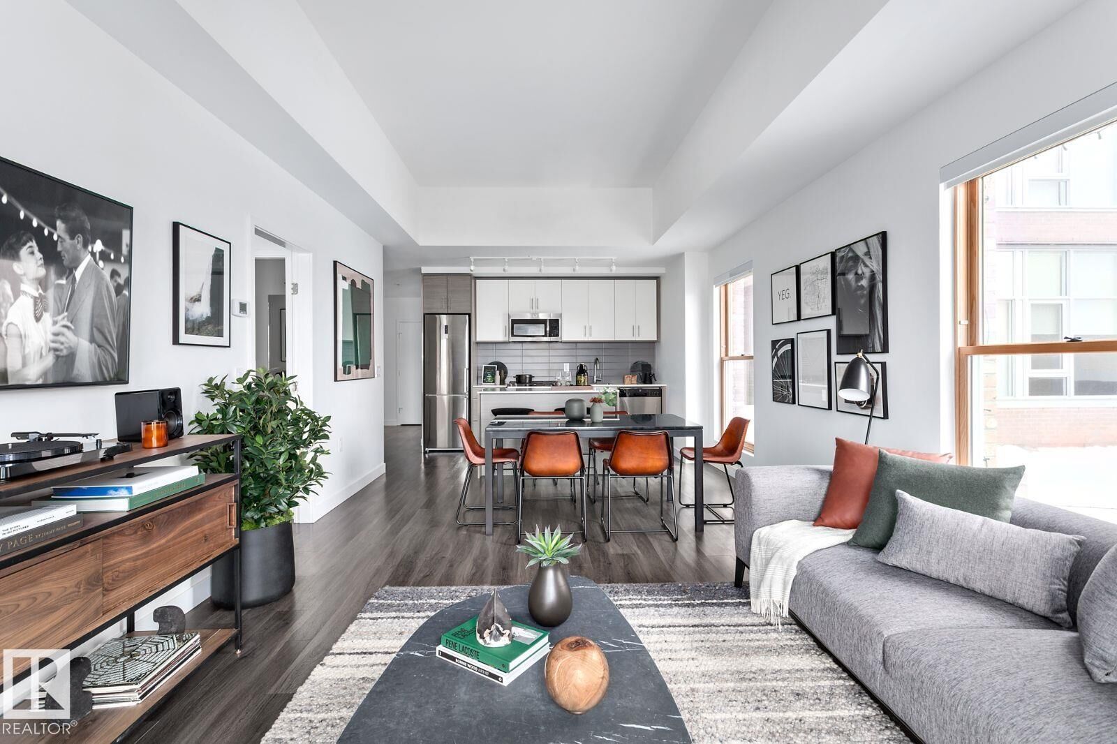 Property Photo: 10141 124 Street NW AB T5N 1P5