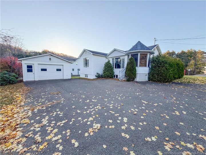 Property Photo:  533 Broadway Boulevard West  NB E3Z 2L2 