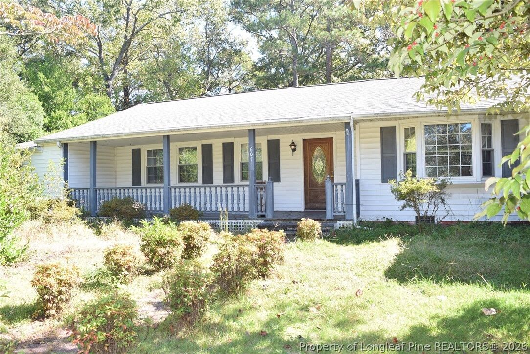 Property Photo:  607 Hicks Avenue  NC 28304 