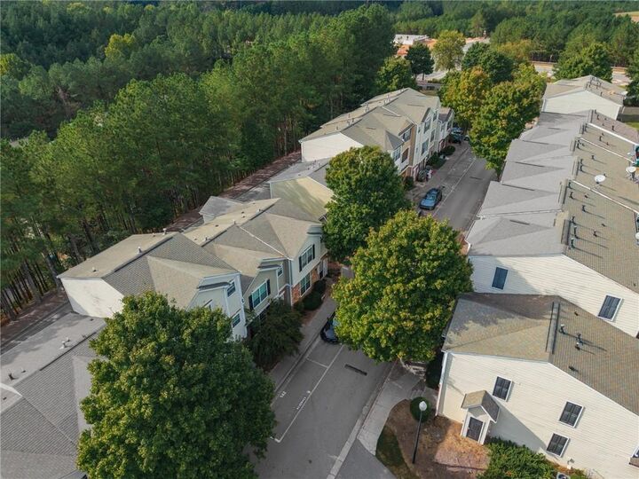 Property Photo:  100 Riverstone Commons Circle  GA 30114 