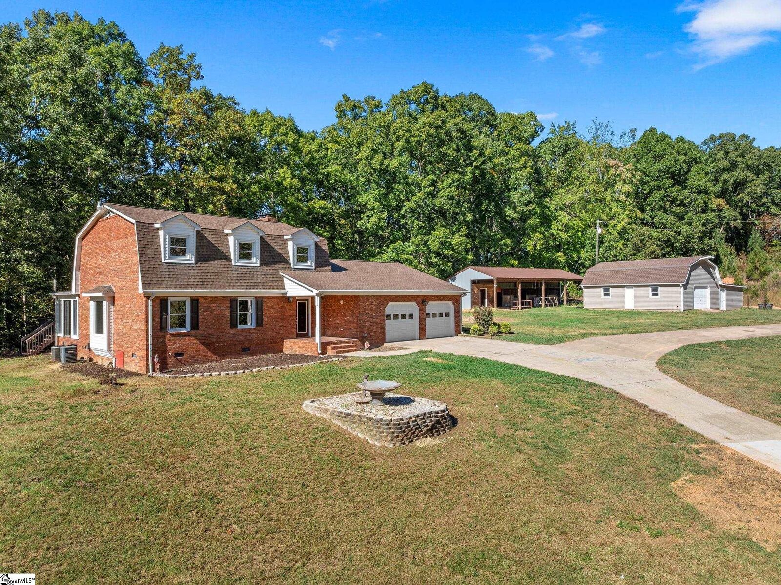 Property Photo: 798 Burnt Gin Road SC 29340-6000