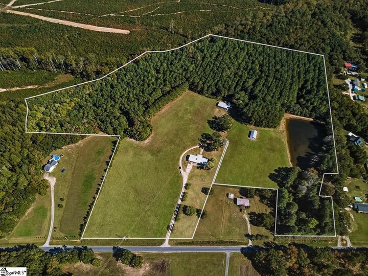 Property Photo:  812 Tornado Road  SC 29654 