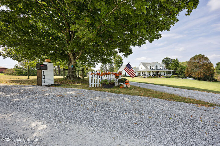 Property Photo: 100 Bryant Ln KY 42733