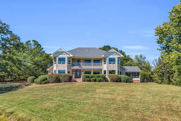 Property Photo:  1 Southern Cross Way  MS 39759 