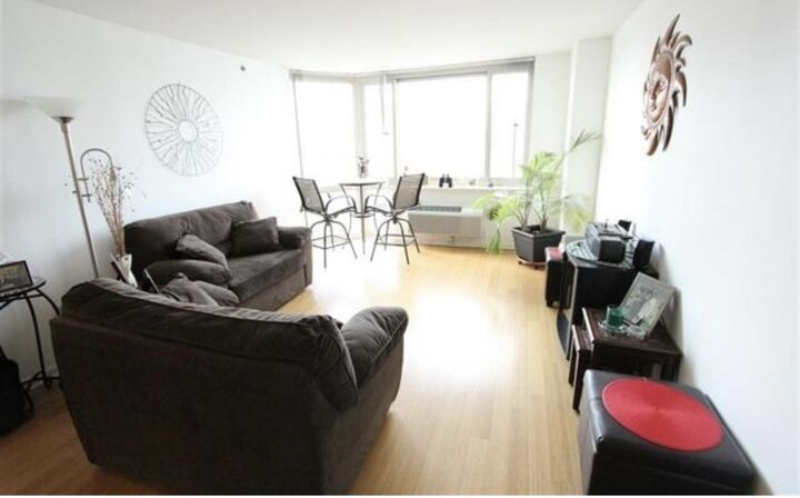 Property Photo:  20 2nd St 1105  NJ 07030 