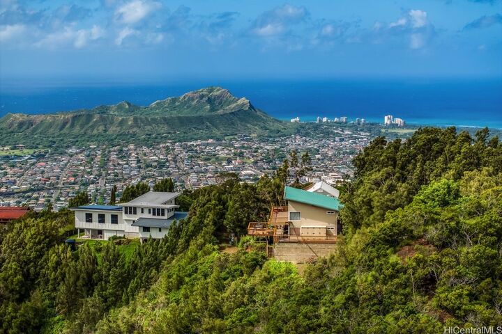 Property Photo:  4969 Maunalani Circle  HI 96816 