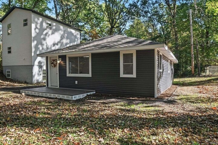 Property Photo: 54476 Avalon Drive IN 46628-5762