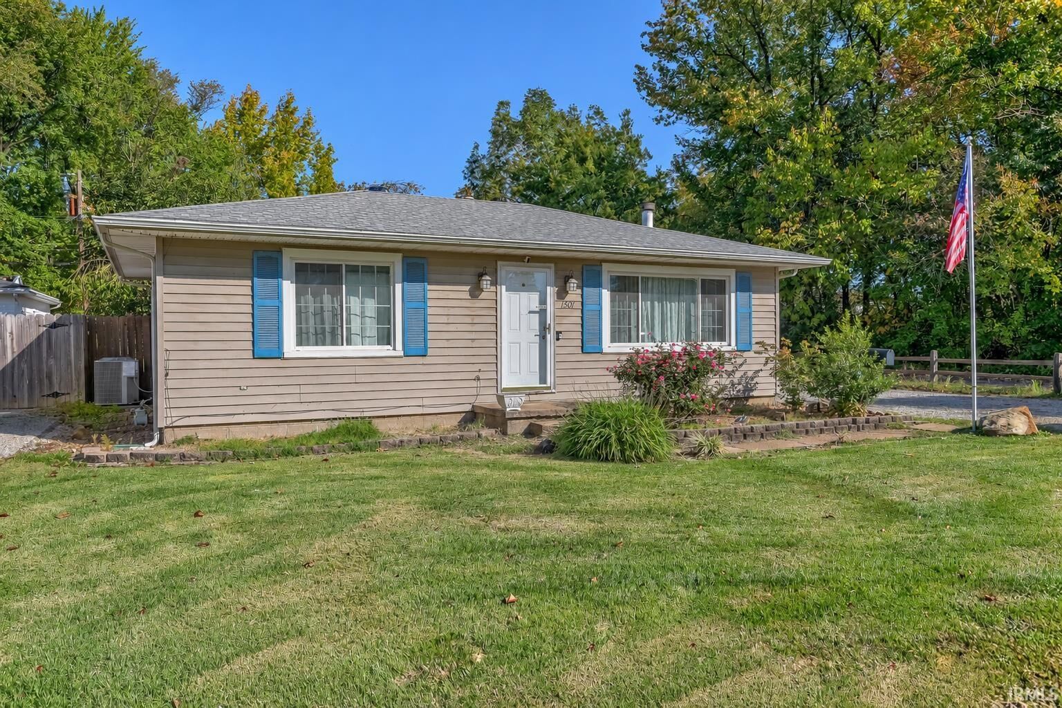Property Photo:  1501 Bower Lane  IN 47710 