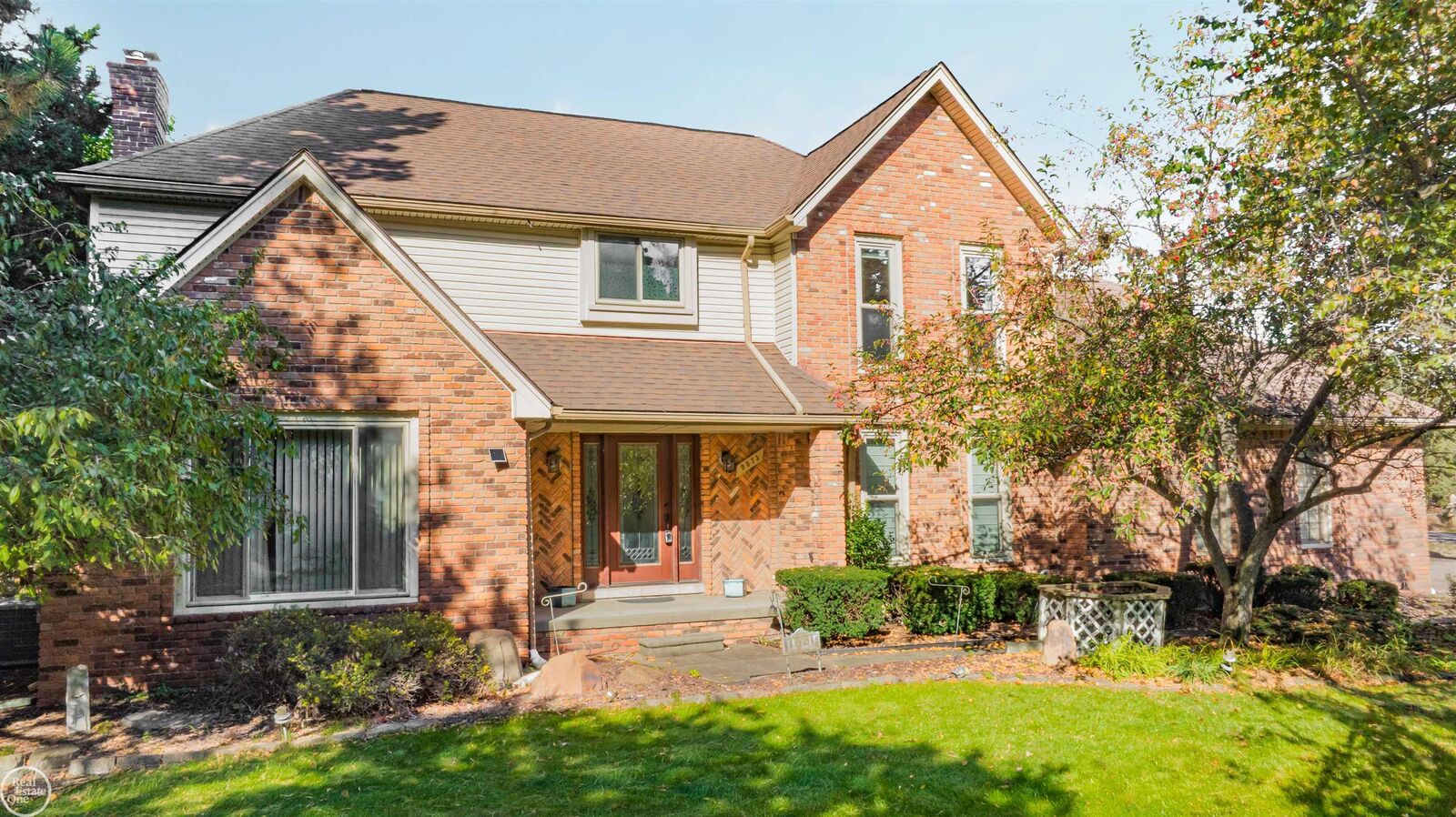 Property Photo: 9073 Shelby Woods Drive MI 48317