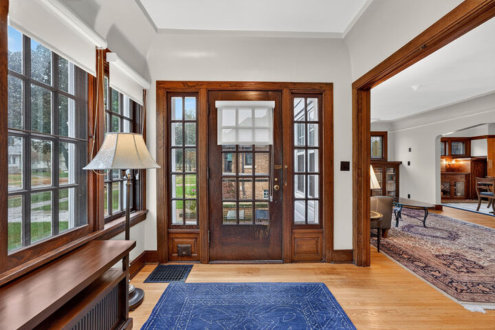 Property Photo: 4101 N Larkin St WI 53211