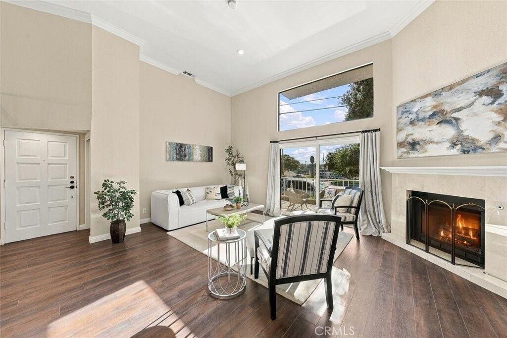 Property Photo:  915 Diamond Street 1  CA 90277 