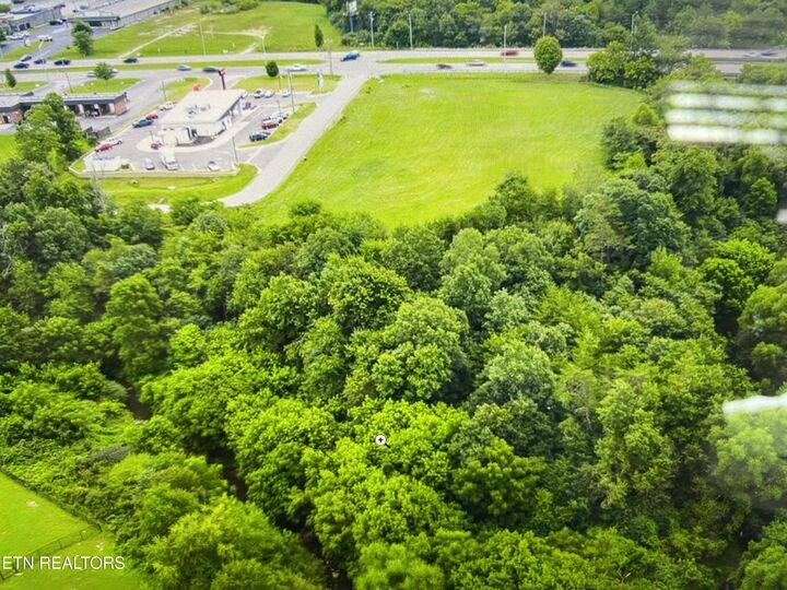 Property Photo:  1423 Hwy 127 North Chuckles  TN 38555 